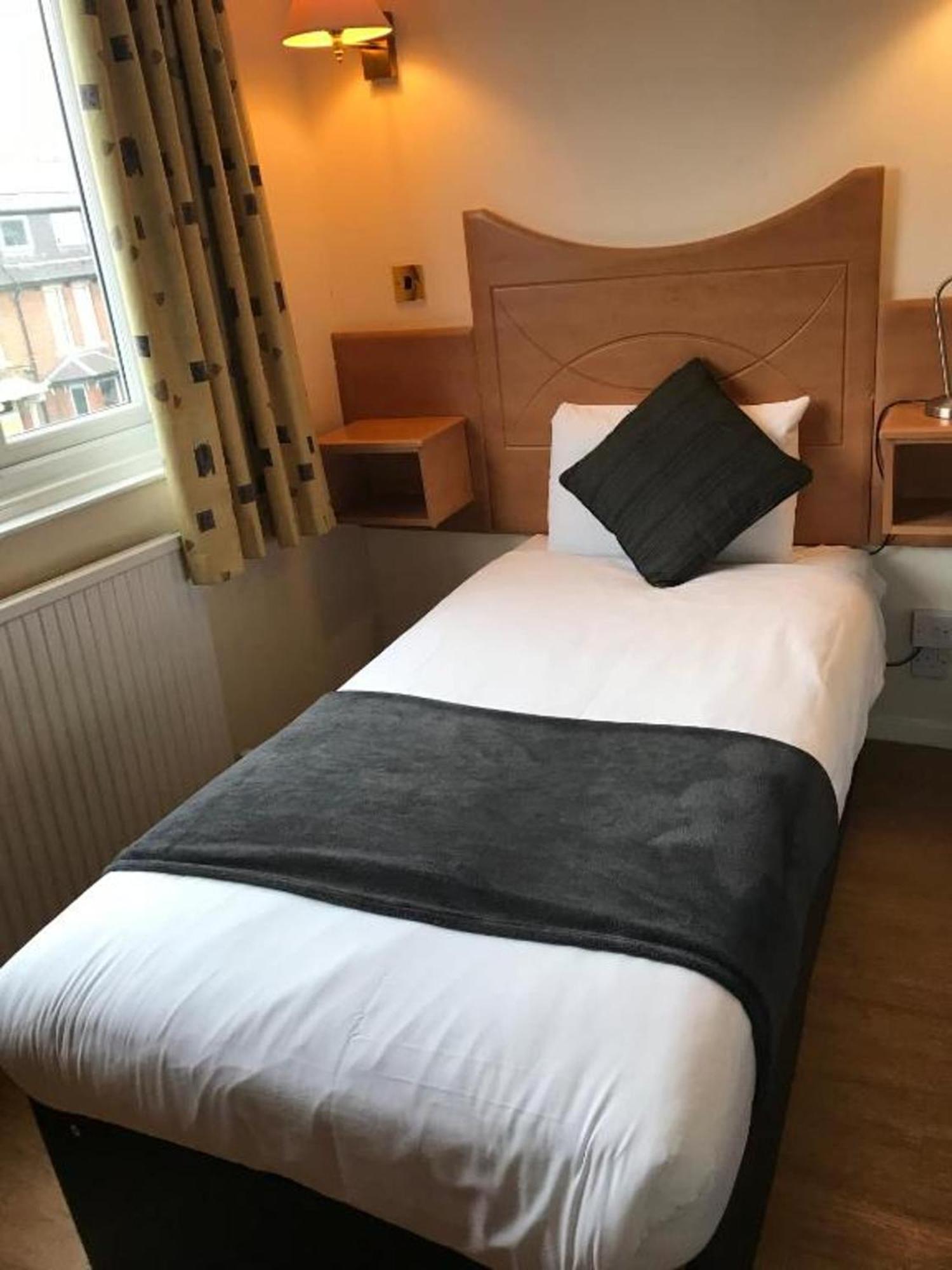 Whites Hotel Newcastle Upon Tyne Esterno foto