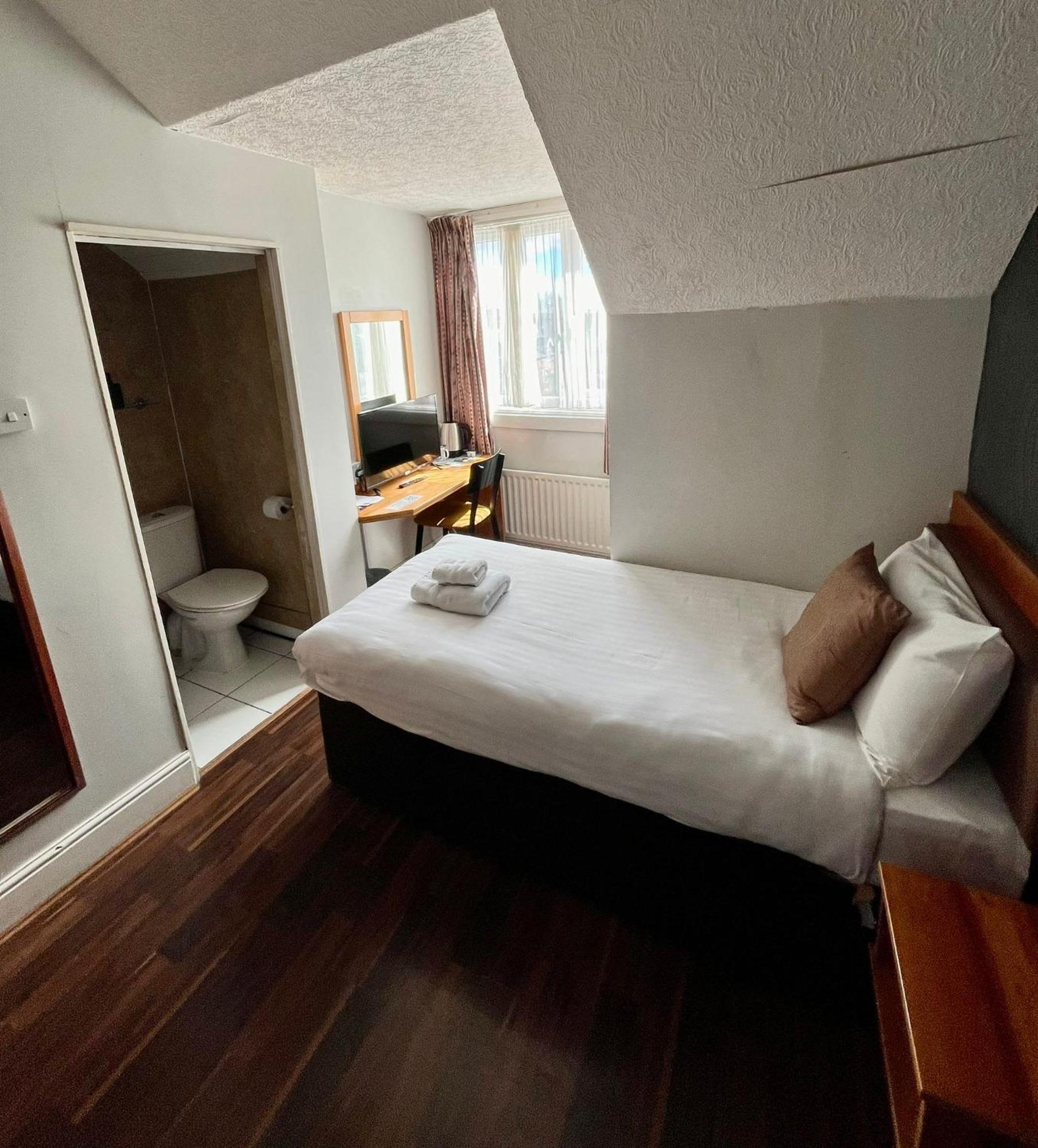 Whites Hotel Newcastle Upon Tyne Esterno foto